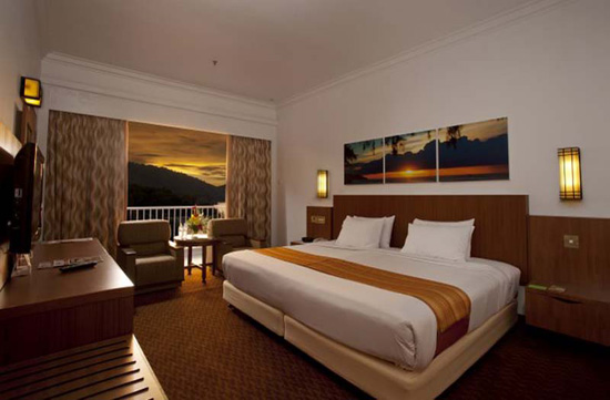 تور مالزی هتل بای ویو بیچ ریزورت - آژانس مسافرتی و هواپیمایی آفتاب ساحل آبی